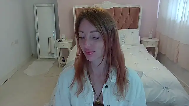 Red firesquirt online show from 18, 7, 2026