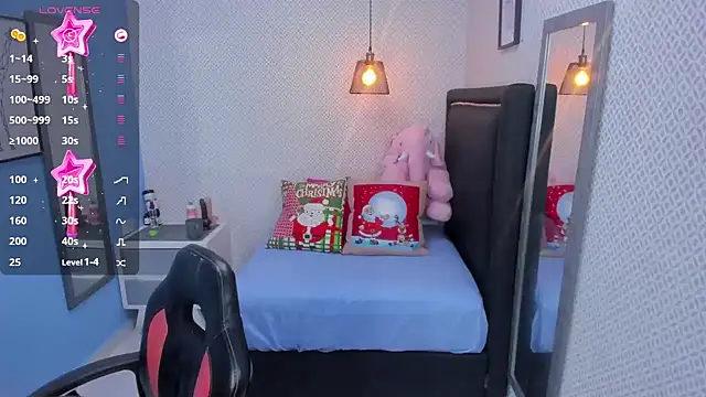 LORENADAVIES online show from 9, 12, 2024