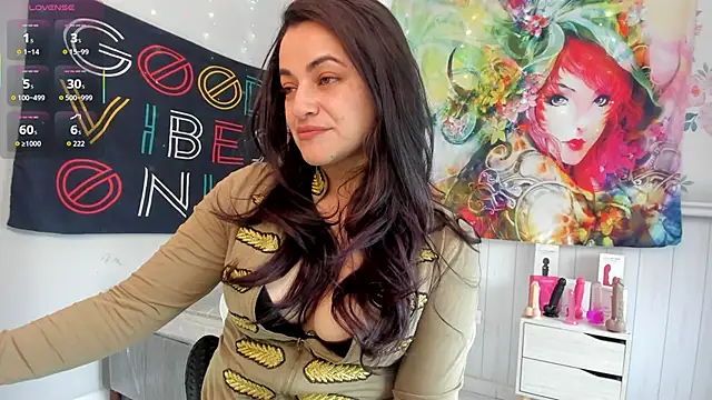 LovelyAzucena online show from 21, 10, 2025