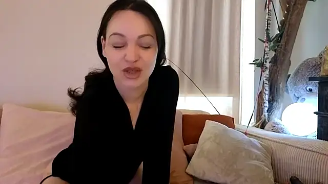 Snapshot of Lilie_romeo chatting on 16, 5, 2026 Lilie romeo online show from 16, 5, 2026