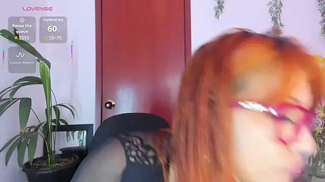 Victoria Caruso online show from 17, 3, 2025