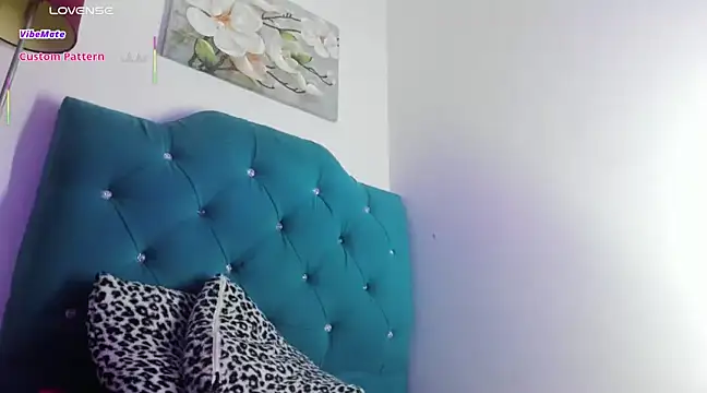 Victoria Caruso online show from 22, 3, 2025