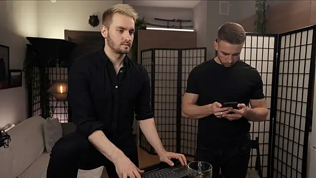 Snapshot of enjoy_me chatting on 13, 3, 2025 enjoy me online show from 13, 3, 2025