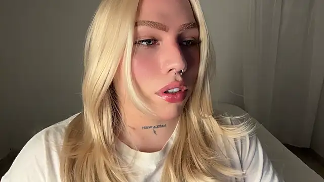 IsabellaFigueredo   online show from 3, 3, 2026