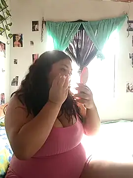 Snapshot of girl_milk2 chatting on 10, 12, 2024 girl milk2 online show from 10, 12, 2024