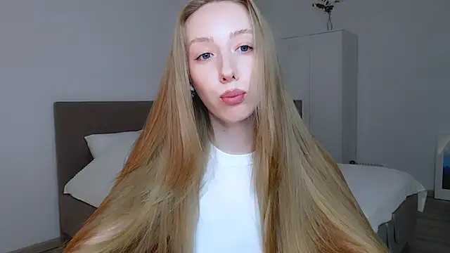 Luna insniity online show from 10, 3, 2025