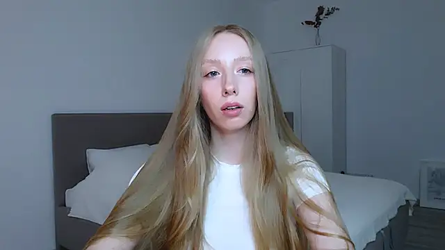 Luna insniity online show from 24, 9, 2025