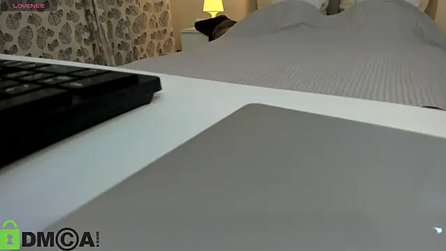 Donna Evans online show from 11, 9, 2025