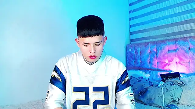  justinmoon2 online show from 22, 7, 2026