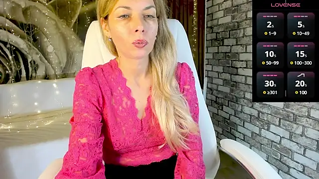 Eva Melow online show from 5, 3, 2025