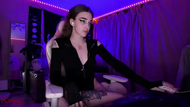 wet dream  online show from 28, 11, 2025