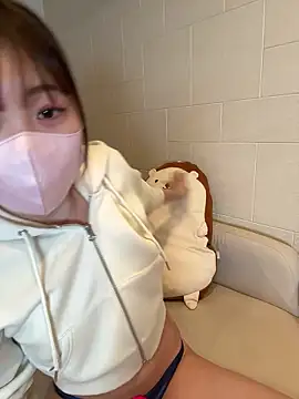 SUZU  online show from 18, 4, 2026