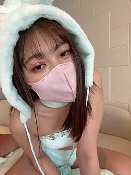 Snapshot of SUZU_ chatting on 11, 6, 2026 SUZU online show from 11, 6, 2026