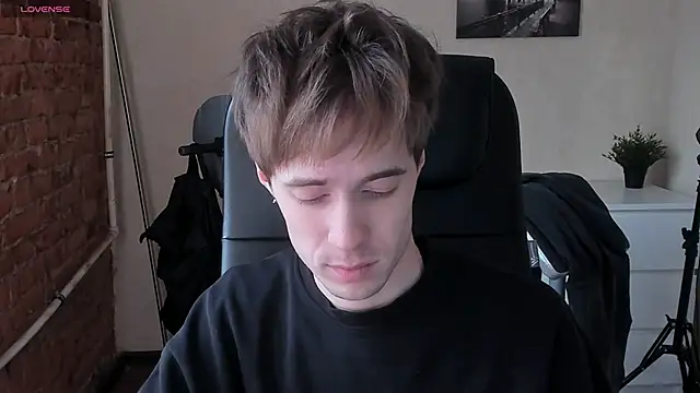 Snapshot of _tokyo_ghoul chatting on 6, 2, 2025 tokyo ghoul online show from 6, 2, 2025