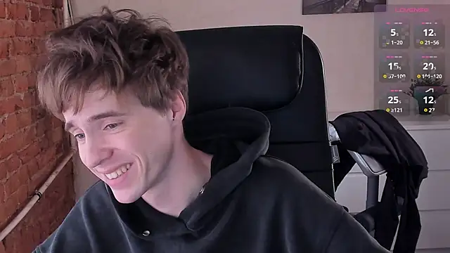 Snapshot of _tokyo_ghoul chatting on 7, 2, 2025 tokyo ghoul online show from 7, 2, 2025