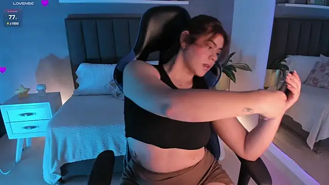 veronica185 online show from 12, 2, 2025