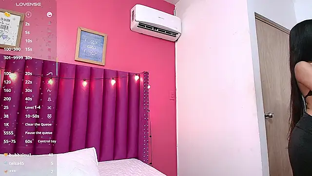 littlee emilyy  online show from 12, 2, 2025