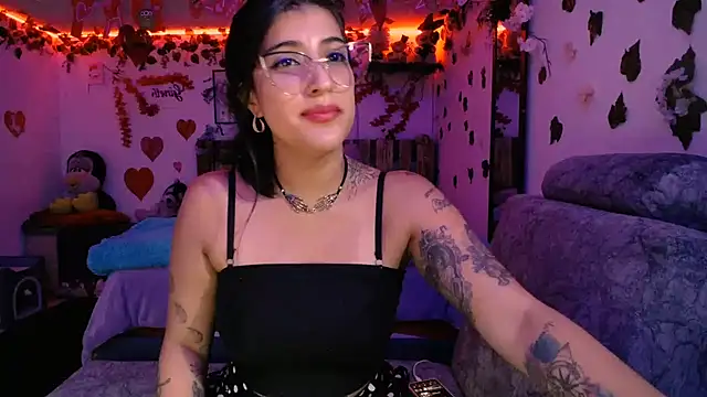 azahar  ziiz online show from 10, 2, 2025