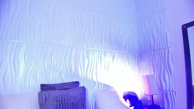 Abby  colins online show from 16, 9, 2025