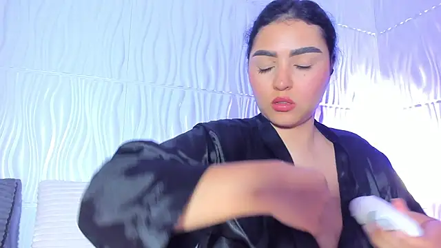 Abby  colins online show from 24, 4, 2026