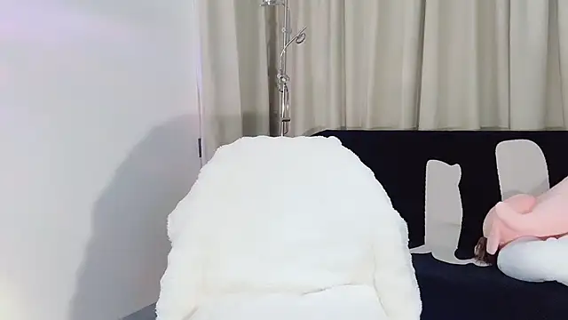 lvy-w online show from 13, 2, 2025