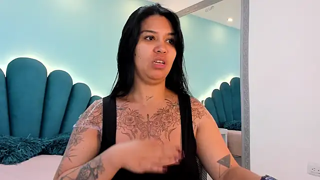 sharlott18 online show from 8, 1, 2026