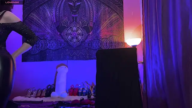 Snapshot of Helena__Femdom chatting on 28, 5, 2026 Helena Femdom online show from 28, 5, 2026