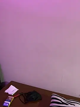 Felicia smok3 online show from 17, 2, 2025