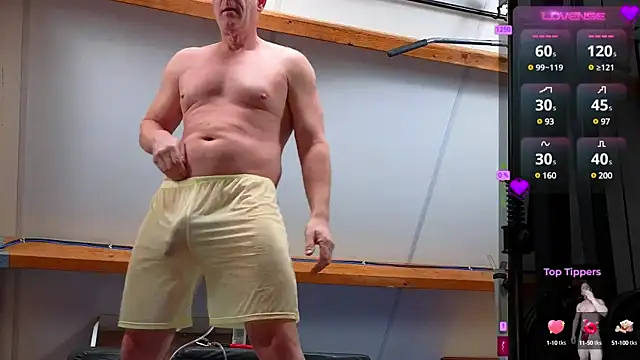 Snapshot of libo_horny_muscles chatting on 6, 1, 2025 libo horny muscles online show from 6, 1, 2025