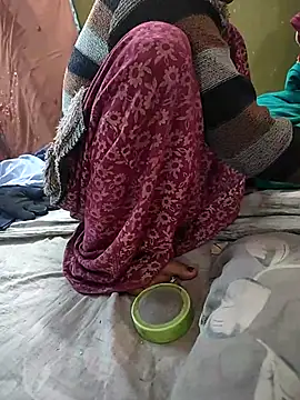 COUPLLE VILLAGE online show from 19, 2, 2025