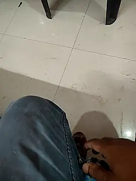 COUPLLE VILLAGE online show from 10, 3, 2025