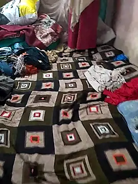 COUPLLE VILLAGE online show from 10, 3, 2026