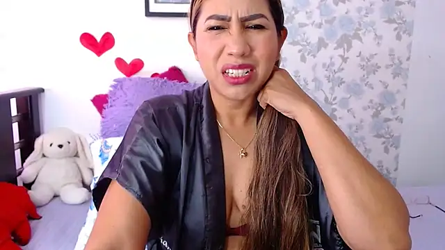 Snapshot of vanessa_cute1 chatting on 10, 6, 2026 vanessa cute1 online show from 10, 6, 2026