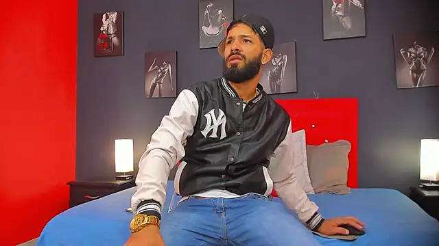 Snapshot of Thiagogomez chatting on 11, 12, 2024 Thiagogomez online show from 11, 12, 2024