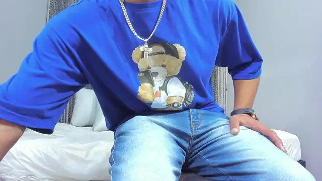 Snapshot of Thiagogomez chatting on 21, 3, 2025 Thiagogomez online show from 21, 3, 2025