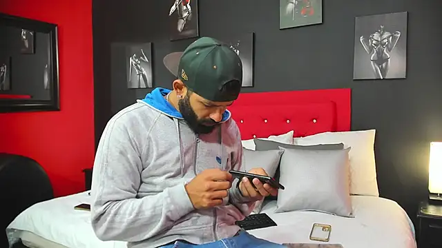 Snapshot of Thiagogomez chatting on 22, 3, 2025 Thiagogomez online show from 22, 3, 2025