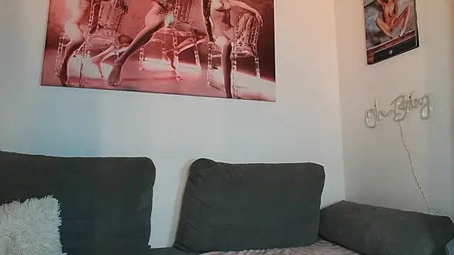 Snapshot of LessiaMia chatting on 5, 3, 2025 LessiaMia online show from 5, 3, 2025