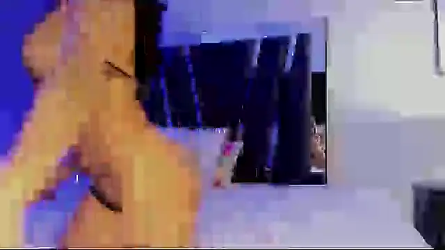 HollyEvanz online show from 25, 9, 2025