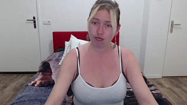 Snapshot of cumfun chatting on 17, 3, 2025 cumfun online show from 17, 3, 2025