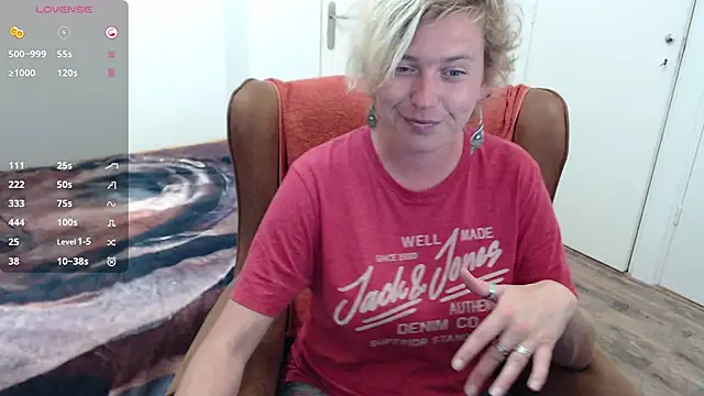 Snapshot of cumfun chatting on 8, 9, 2025 cumfun online show from 8, 9, 2025