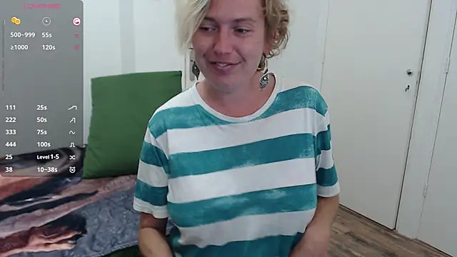 Snapshot of cumfun chatting on 22, 9, 2025 cumfun online show from 22, 9, 2025