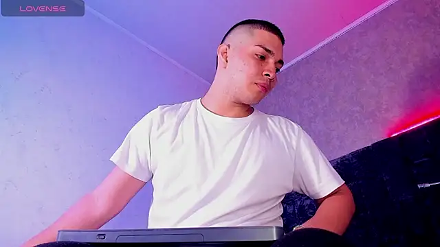 JUANDIAMONDS98 online show from 15, 2, 2025