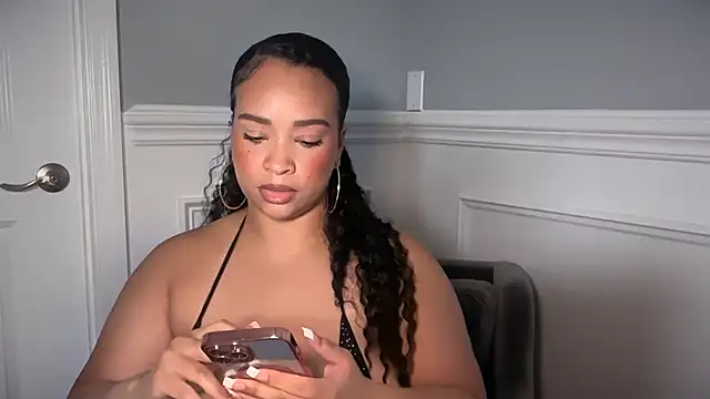 SashaEstrella online show from 25, 7, 2026