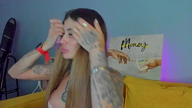 Snapshot of Patricia_Cox chatting on 9, 10, 2025 Patricia Cox online show from 9, 10, 2025