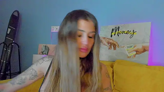 Snapshot of Patricia_Cox chatting on 24, 10, 2025 Patricia Cox online show from 24, 10, 2025