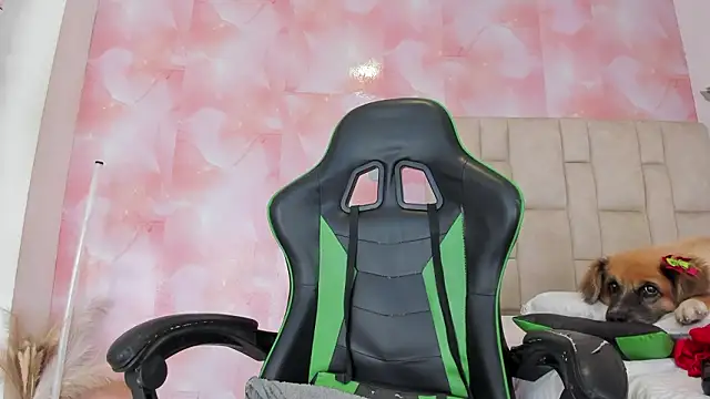 aida rose  online show from 19, 2, 2026