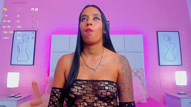 charlotte kisss online show from 28, 7, 2026