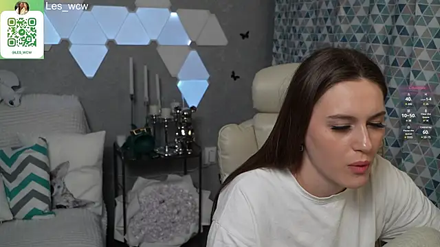 Snapshot of HarleyDeess chatting on 11, 3, 2025 HarleyDeess online show from 11, 3, 2025