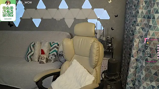 Snapshot of HarleyDeess chatting on 20, 9, 2025 HarleyDeess online show from 20, 9, 2025