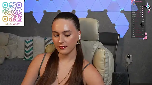 Snapshot of HarleyDeess chatting on 12, 1, 2026 HarleyDeess online show from 12, 1, 2026